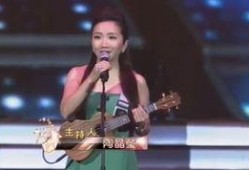 娱乐圈的新闻爆料,某明星恋情曝光，疑与神秘富二代共度甜蜜时光